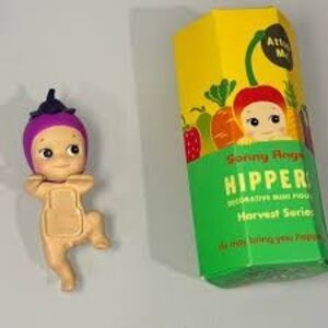 Sonny Angel Harvest Hippers Confirmed with Box - Eggplant